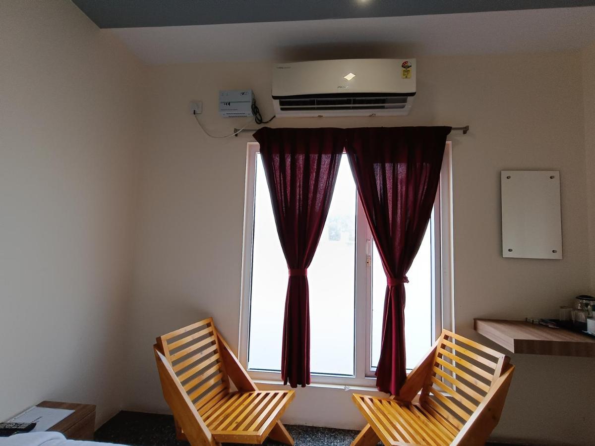 פונדיצ'רי Hotel Blue Stone מראה חיצוני תמונה