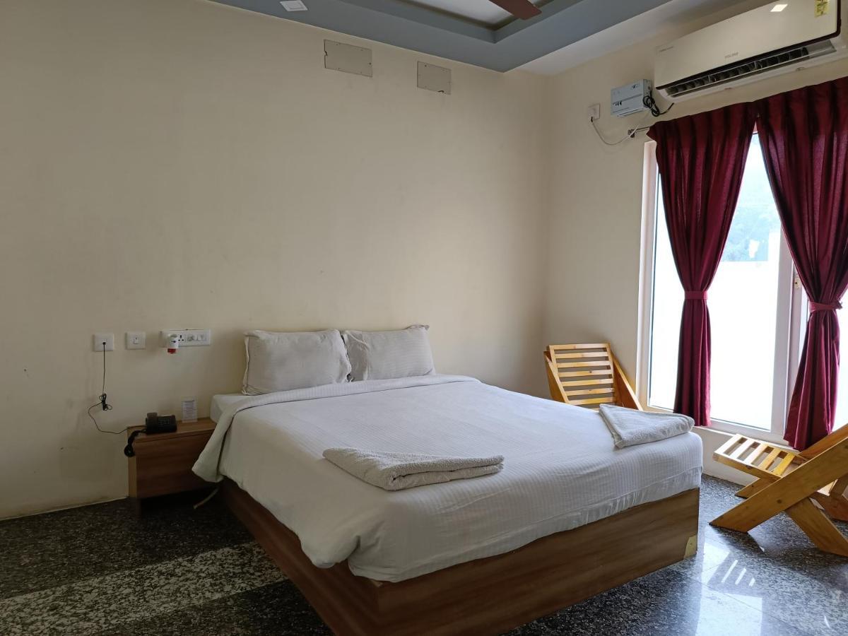 פונדיצ'רי Hotel Blue Stone מראה חיצוני תמונה